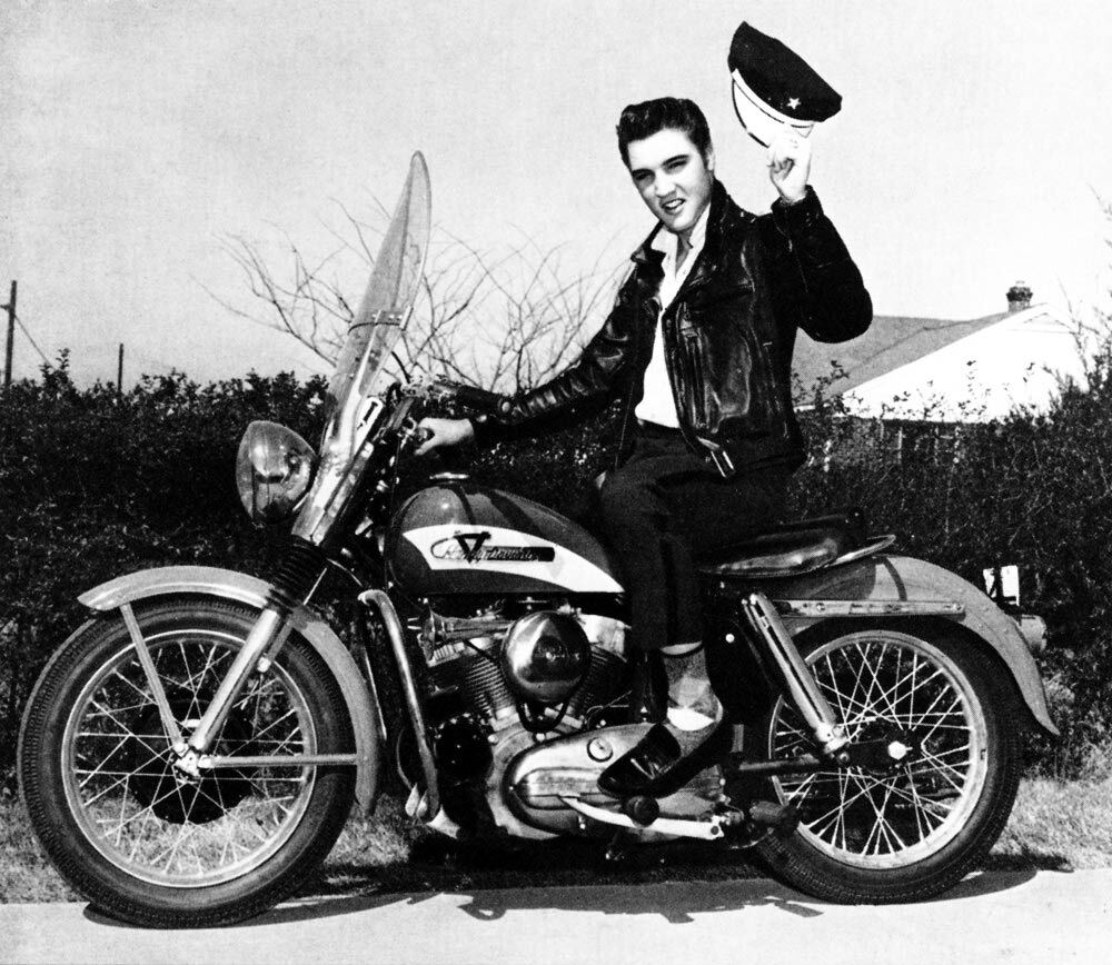 ELVIS PRESLEY
