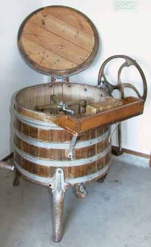 Lave linge à manivelle (1890-1950)