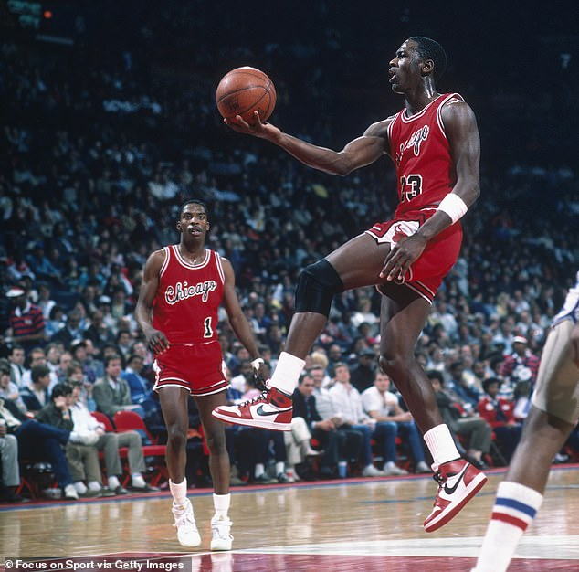 Michael Jordan Nike tossudega