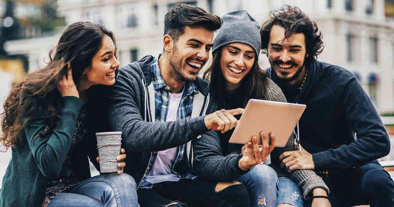 Generación Millenial (1979-1994) (81%)