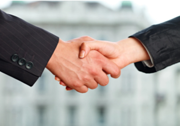 Priorité aux rencontres physiques !
Plus engageantes et souvent plus riches 
Réseauter doit devenir un réflexe !