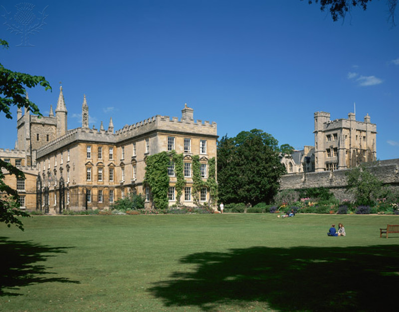 Université Students on lawn of university. Oxford University. Photograph. Encyclopædia Britannica ImageQuest. Web. 15 Oct 201