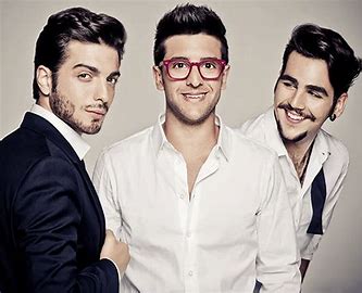 Anche di recente degli artisti giovani hanno dominato tutte le classifiche mondiali essi sono il Volo con la canzone "Grande 