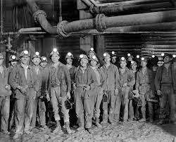 The Canadian government had finally started to use the potential of the Canadian shield and began to mine there. This photo s