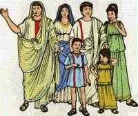 STORIA: LA FAMIGLIA