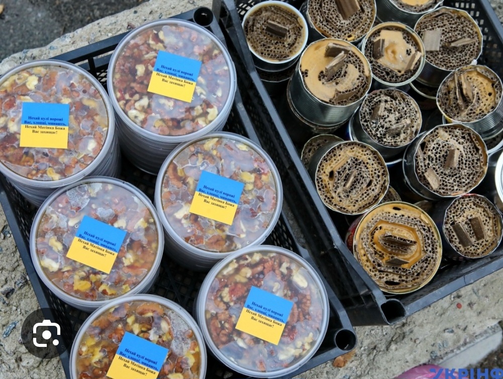 Військові