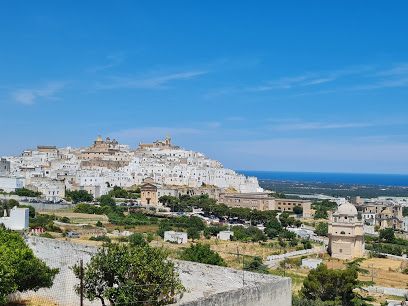 Piazzetta Martiri delle Foibe - Belvedere di Ostuni