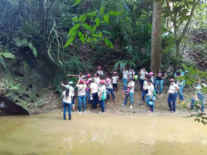 Visita a lugares destacados de la región
. Cerro de Maco 
Museo Comunitario
. Petroglifos