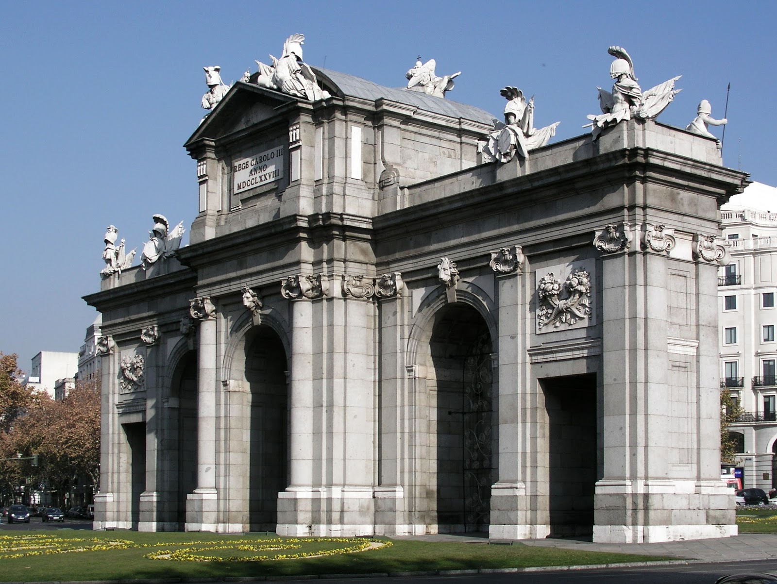 Arte clásico y también racional.