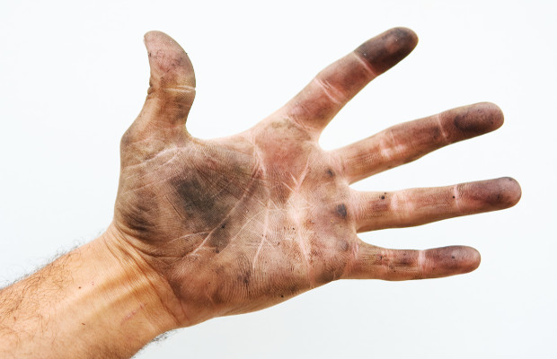 Don't: Us your left hand when passing or reviving anything, including food and/or Business documents. This is because the lef