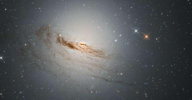 Les galaxies lanticulaires