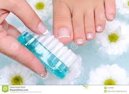 BROSSAGE DES ONGLES