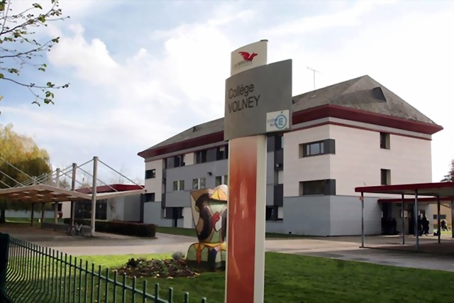 Rôle majeur des établissements scolaires : Qu'en est-il vraiment ?