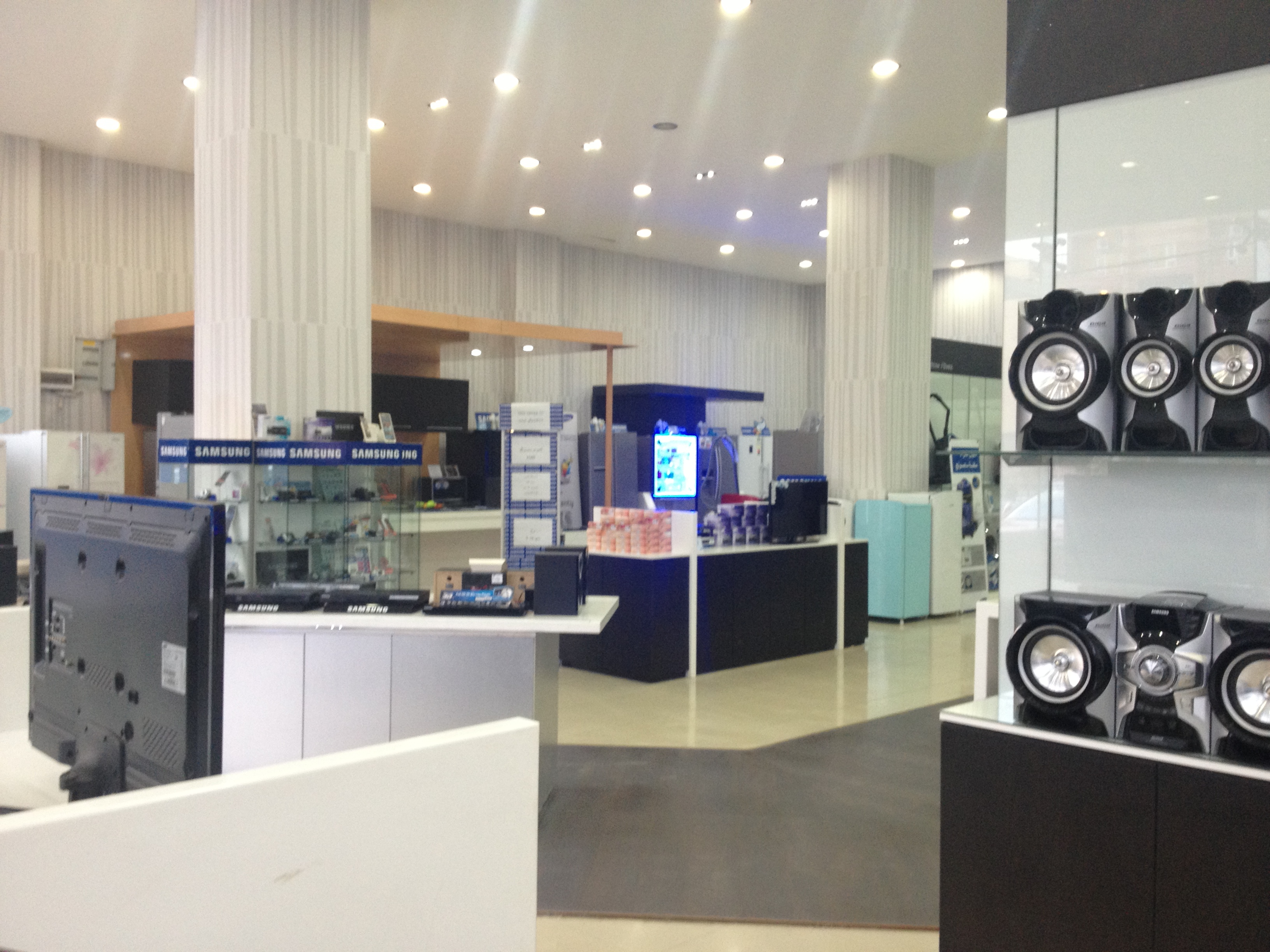 Show Room