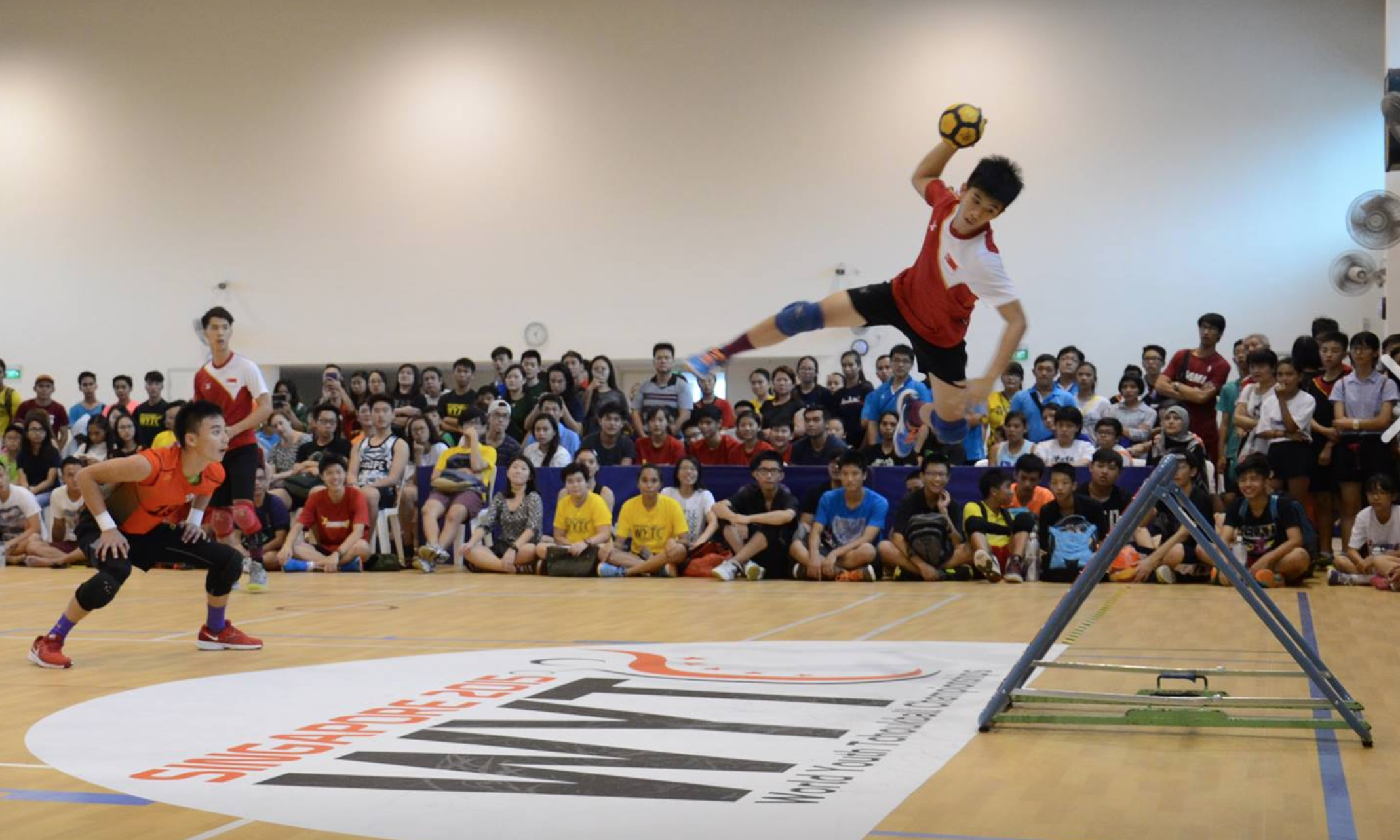 Tchoukball