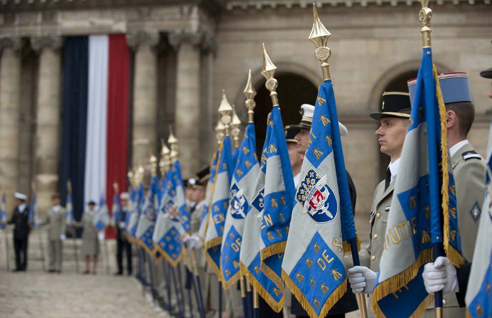 BASES DE DÉFENSE Unités > 50 personnels ***                                                Une création de Stéphane Gaudin   